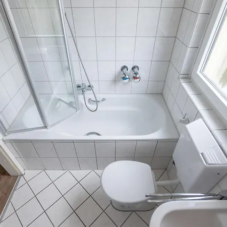 K 40 By Interhome